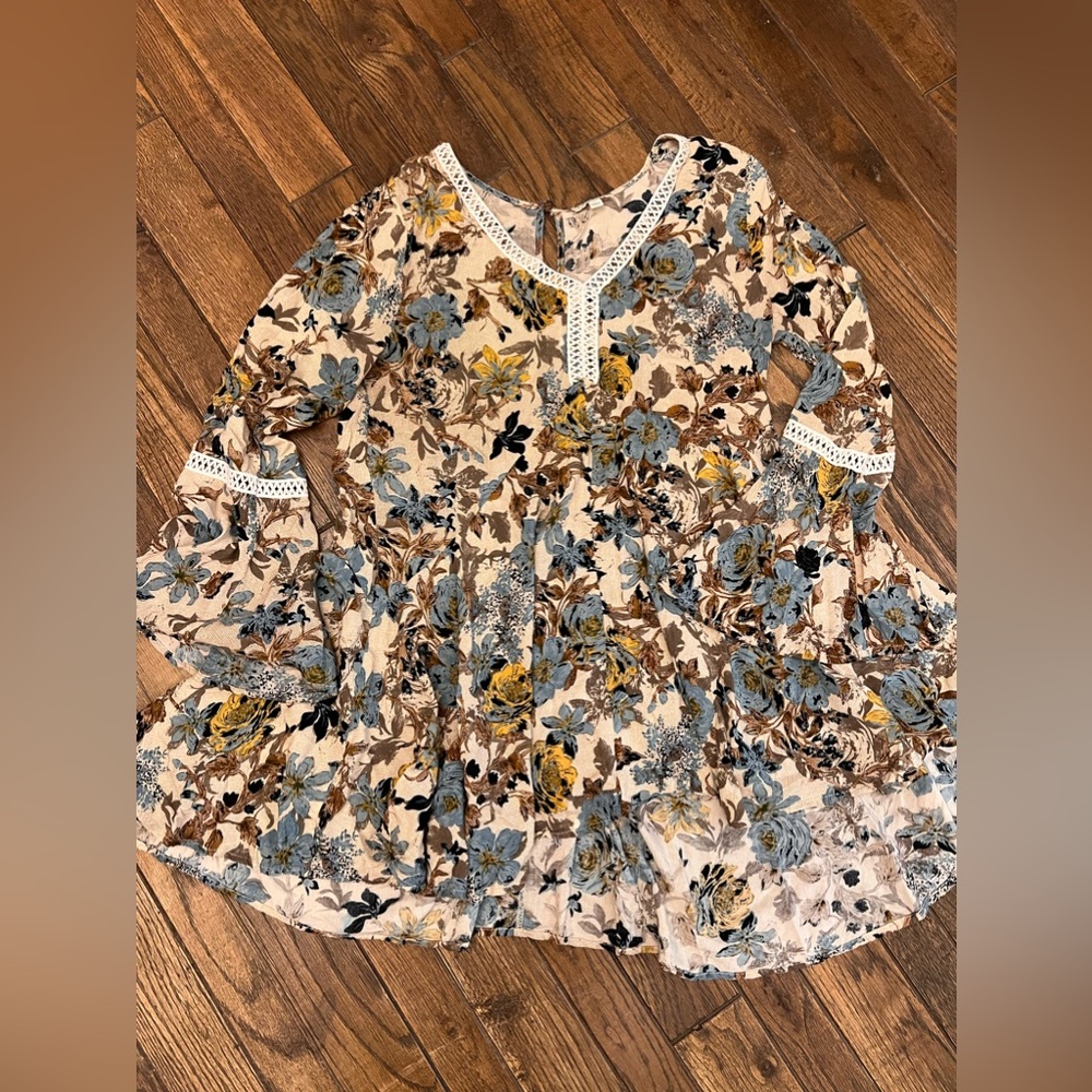Umgee floral print bell sleeve boho top
